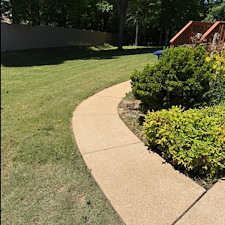 Refreshed-Driveway-Cleaning-in-Hixson-TN 2