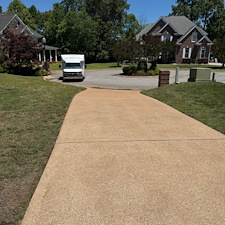 Refreshed-Driveway-Cleaning-in-Hixson-TN 8
